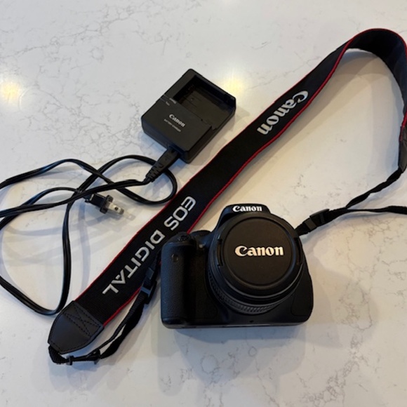 Canon EOS Rebel T3i 18.0MP DSLR Camera with 18-55mm Lens - Picture 10 of 10